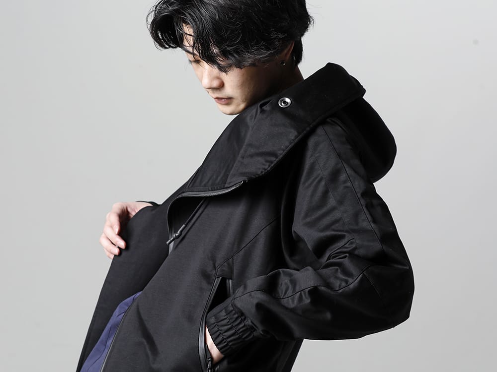 RIPVANWINKLE 2023SS Bicolored Dolman L/S with a fresh impression in two colors from the side  - RW-513 - Line Wrap Hoodie  2-004