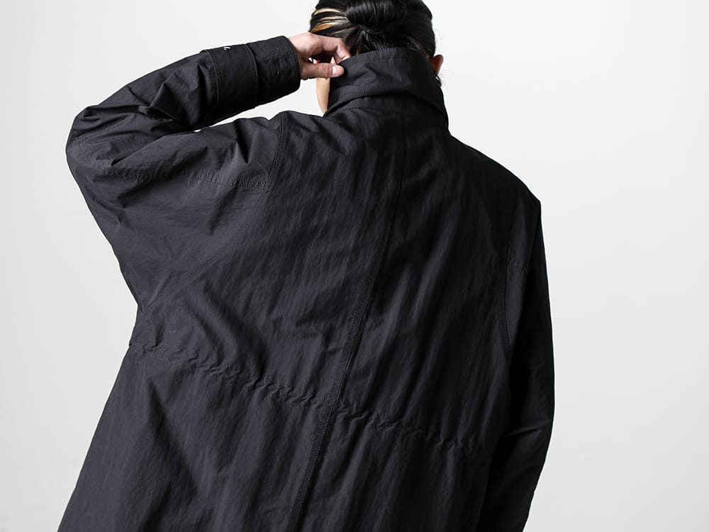 IRENISA 23SS The new stand zip collar coat that can cope with inclement weather and temperature differences.  - IH-23SS-C015-CS-Stand Collar Zip Coat 2-004