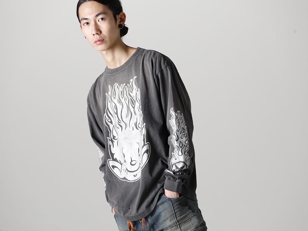 ©SAINT M×××××× 2023SS - ©SAINT M×××××× 2022-23秋冬系列10款/2023春夏系列2款发布!从现在开始店面和网上销售同时开始! - SM-S23-0000-026(Fire Baby Long Sleeve T-Shirt) - 1-012