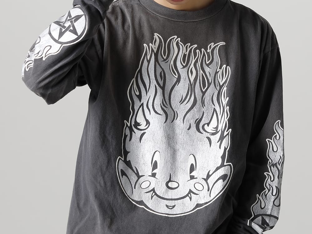 ©SAINT M×××××× 2023SS - ©SAINT M×××××× 2022-23秋冬系列10款/2023春夏系列2款发布!从现在开始店面和网上销售同时开始! - SM-S23-0000-026(Fire Baby Long Sleeve T-Shirt) - 1-014
