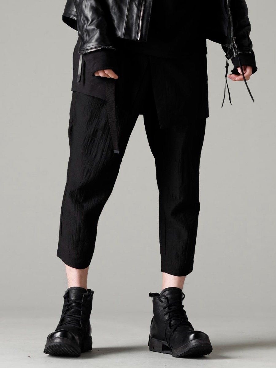 D.HYGEN 23SS Layered design with military flavor - ST107-0923S-Black Summer Wool and Cupro Washer Lone Wrap Apron Tucked Tapered Cropped Pants Black BOOT4-LEATHER Boots 4 Leather   3-001