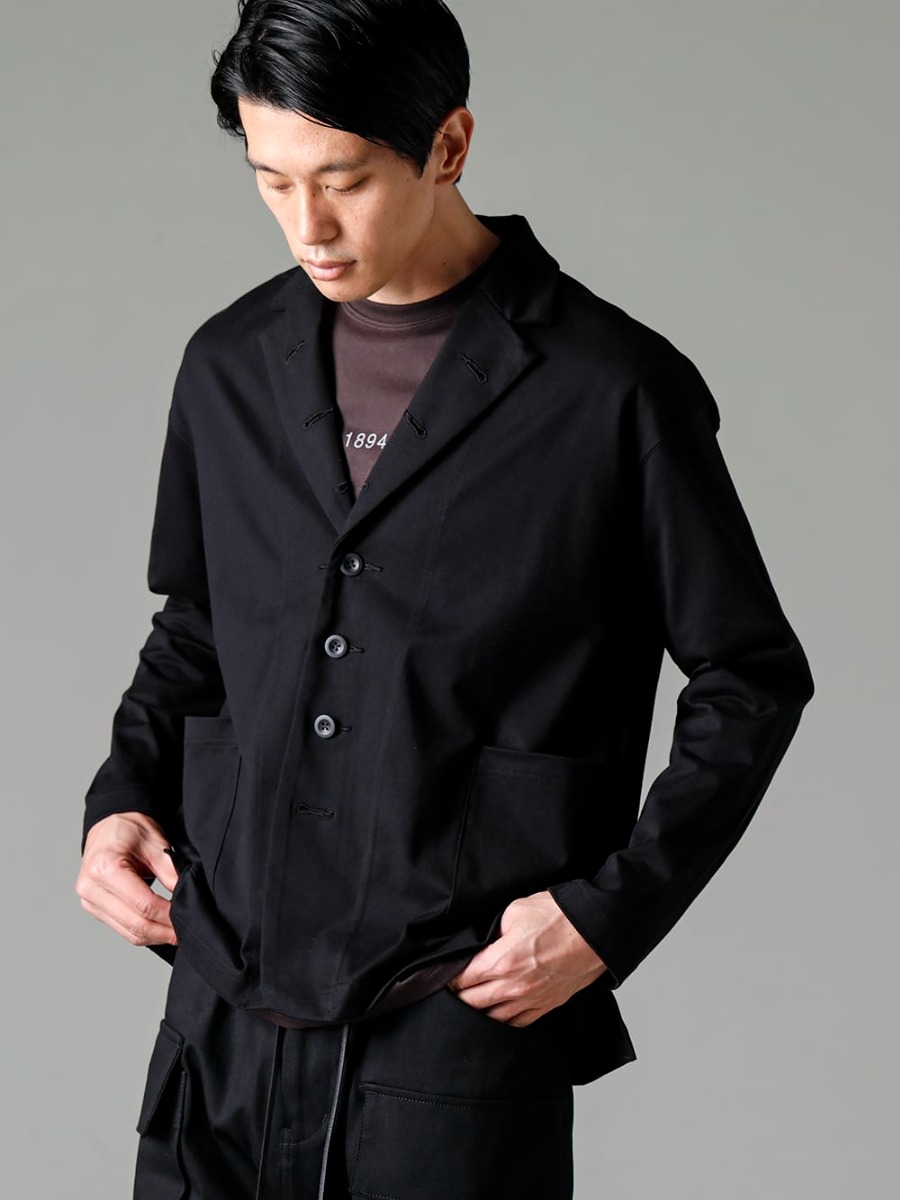 The Viridi-anne 2023SSS Jersey blazer recommended for spring wear  - The blazer has a relaxed silhouette and is made of 40/- jersey. VI-3604-01 - Jersey Blazer 2-001