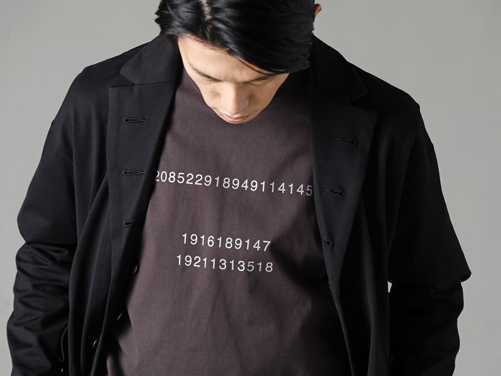 The Viridi-anne 2023SSS Jersey blazer recommended for spring wear  - VI-3604-01 - Jersey Blazer - VI-3609-01-Brown-Gray - Short Sleeve Printed T-Shirt Brown Gray 2-006