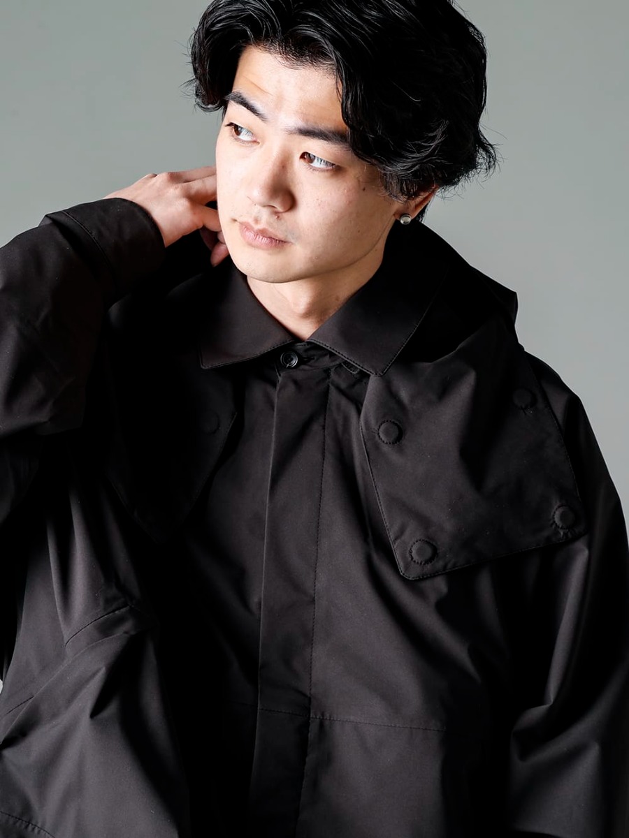 O PROJECT(オー プロジェクト) 23SS(春夏) 驚くほど軽量なスーパーライトウェイト生地と隠された多機能ディテール  - Harmattan-Unisex-Cropped-Black ハルマッタン ユニセックス クロップド ブラック O15SW1-KINARI クルー ネック スエット キナリ 2-002