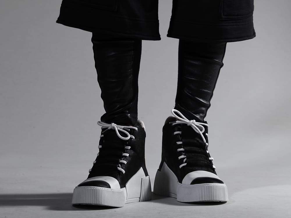 kiryuyrik / BORIS BIDJAN SABERI 2022-23AW You can enjoy wearing it for a long time as it increases your fashion level! The Leggings Layered Pants Style - KO-HLG13-060(Smooth Brushed & Stretch Leather Leggings) 202-BAMBA1.1(BAMBA1.1 BLACK Y LIGHT GREY - WHITE SOLE) - 3-006