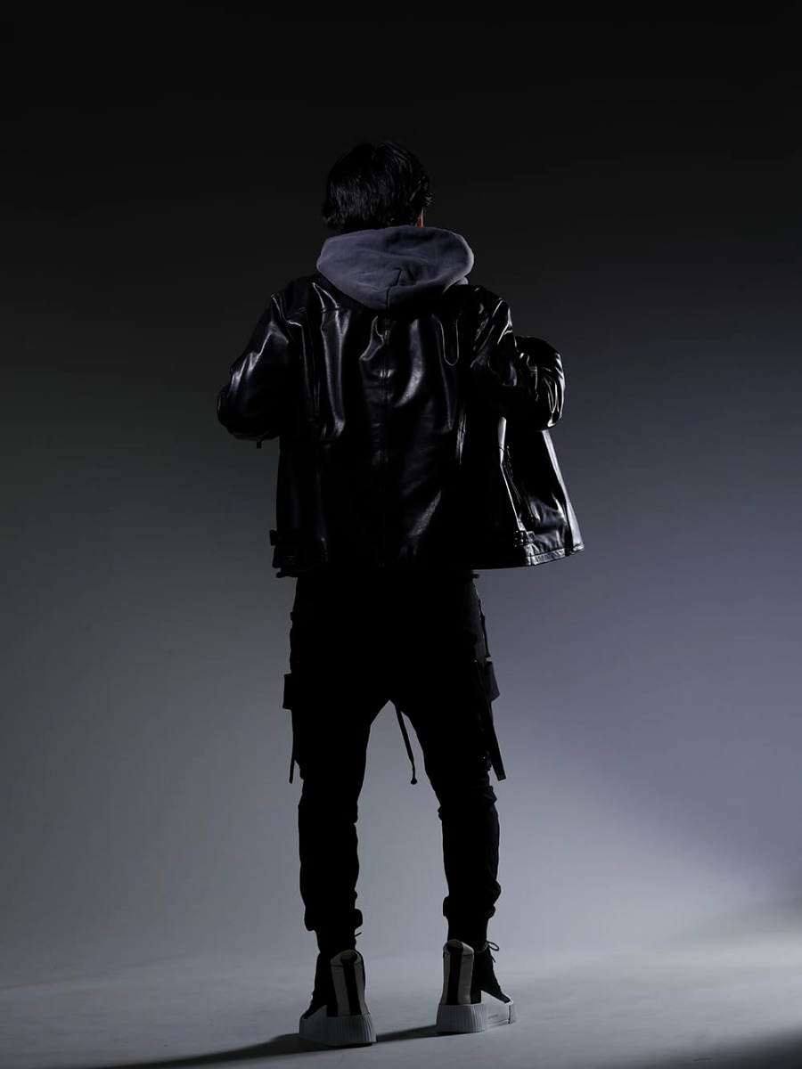 The Viridi-anne / SAINT MICHAEL / D.HYGEN / BORIS BIDJAN SABERI 2023SS A monotone style with a sense of ruggedness that appeals with its design -  VI-3556-06-Black(Goat Leather Jacket) SM-A22-0000-080(BONE Hoodie) ST107-0623S(Dimplewasher Cotton Stretch Ripstop Detachable Cargo Pocket Jog Trousers) 202-BAMBA1.1(BAMBA1.1 BLACK Y LIGHT GREY - WHITE SOLE) - 1-004