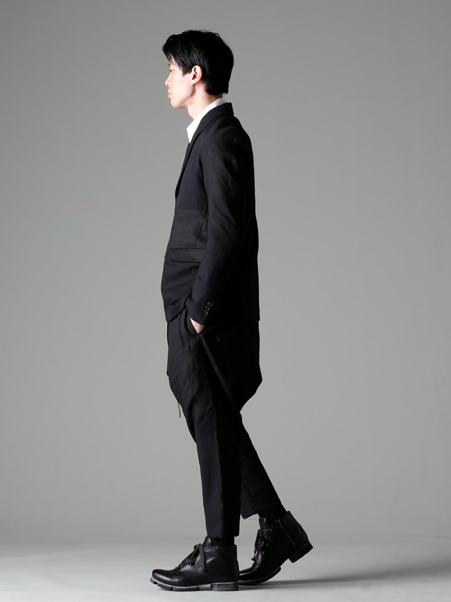 The Viridi-anne 23SS スタイリング 正統派のクラシックに崩しを入れたフラグメントシリーズのセットアップ - VI-3566-06-Black Fragment Blazer Black VI-3581-02 Detachable Shirt VI-3568-04-Black Fragment Drop Crotch Trousers Black FW-CSHS Leather boots GUIDI Horse leather 1-002