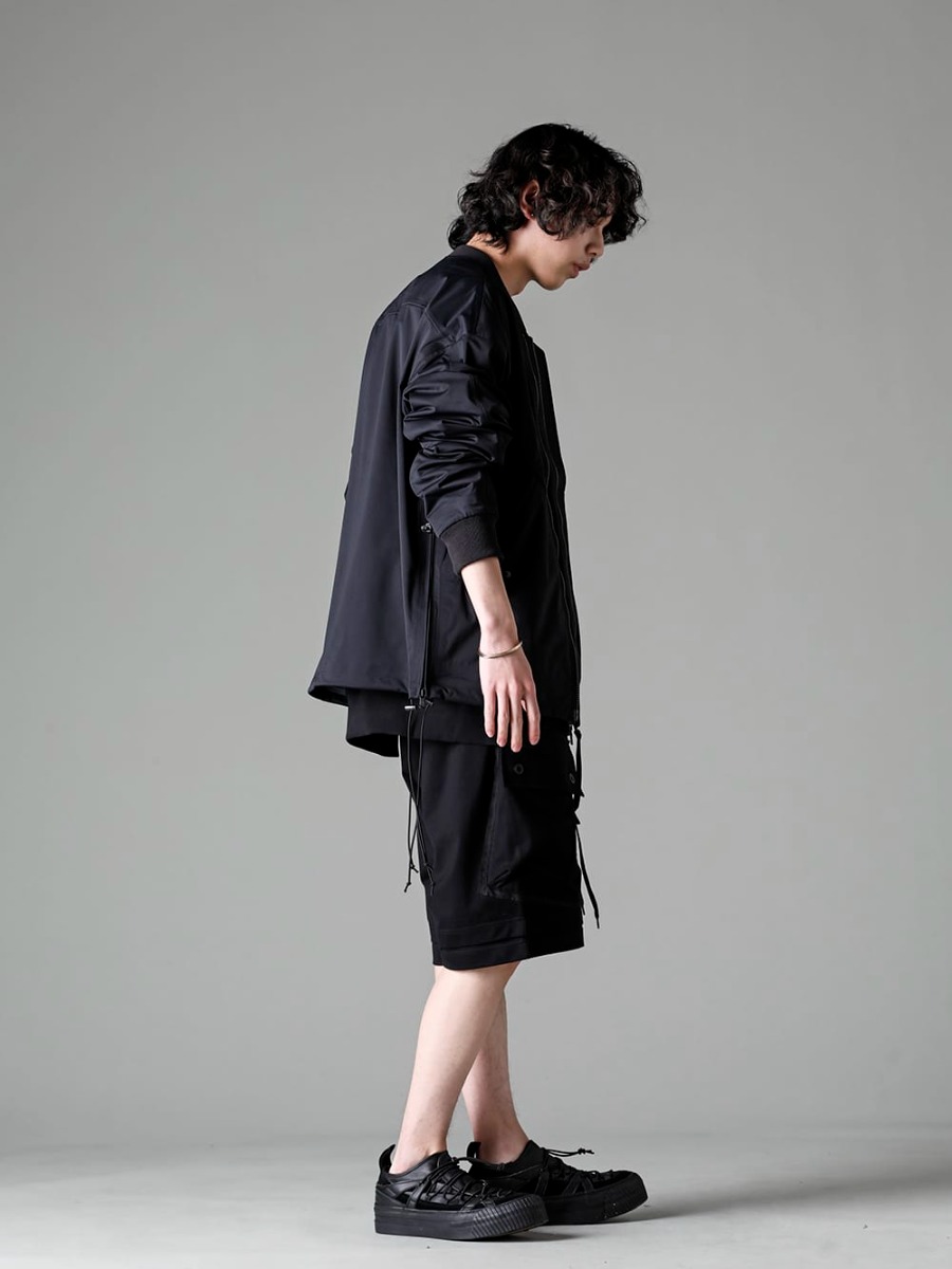 The Viridi-anne 2023SS スタイリング Military based design but styling with an urban feel - VI-3558-06-Black - Water Repellent Bomber Jacket Black - VI-3590-01-Black - Sweat Shirt Black - VI-3607-04-Black - Jersey Short Pants Black 1-002