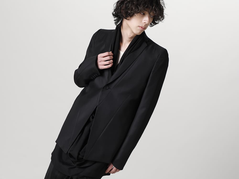 ユリウス 2023SS - JULIUS(ユリウス) 2023SSコレクションより第4弾目のアイテムがデリバリー！只今より店頭・通販共に販売スタート！ - 817JAM1(ウール/ポリエステル ギャバ テーラードジャケット) - 1-002
