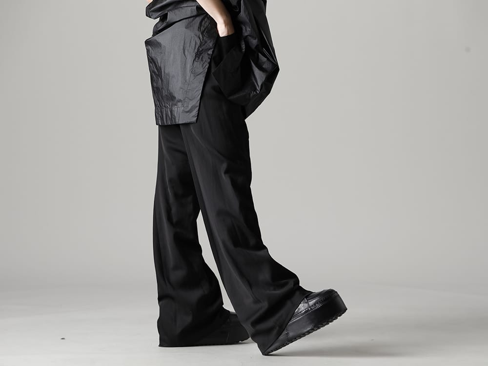 ユリウス 2023SS - JULIUS(ユリウス) 2023SSコレクションより第4弾目のアイテムがデリバリー！只今より店頭・通販共に販売スタート！ - 817PAM10(キュプラ/コットン/リネン サテン フレアパンツ) - 1-016