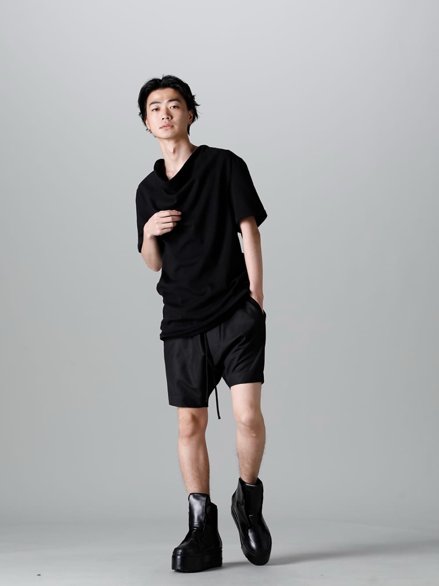 ユリウス 2023SS - JULIUS(ユリウス) 2023SSコレクションより第4弾目のアイテムがデリバリー！只今より店頭・通販共に販売スタート！ - 817PAM8(ウール/ポリエステル ギャバジン ショーツ) - 3-006