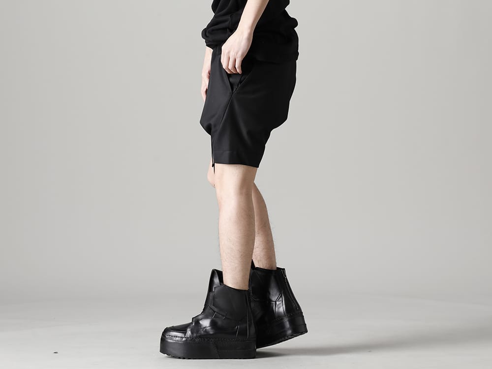 ユリウス 2023SS - JULIUS(ユリウス) 2023SSコレクションより第4弾目のアイテムがデリバリー！只今より店頭・通販共に販売スタート！ - 817PAM8(ウール/ポリエステル ギャバジン ショーツ) - 3-008