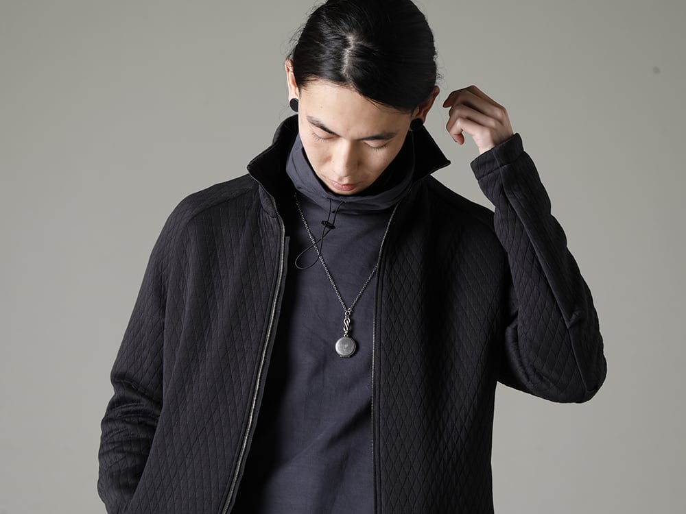 DEVOA 23SS With the perfect depth, he will have more opportunities to play this season.  - JKI-DKSW Drizzler jacket quilted cotton / polyester - M3841 Necklace Medallion - FJF-AGMH-Blue-Gray Hight neck pullover cotton jersey Blue Gray 2-001