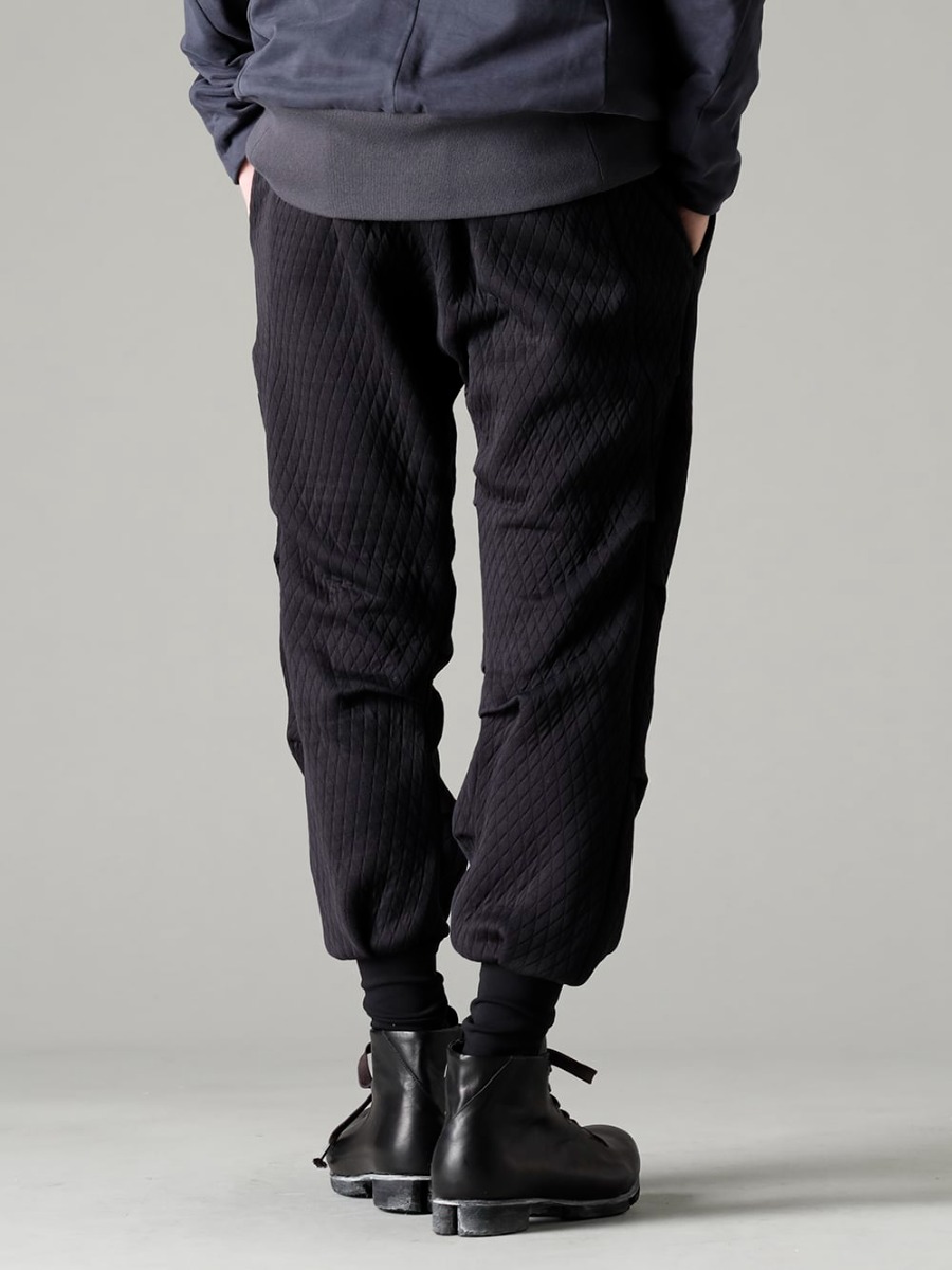 DEVOA 23SS Fabrics with a focus on softness and comfort - PTN-DKCJ Jogger pants quilted cotton / polyester - FW-CSHS Leather Boots GUIDI Horse Leather 3-006