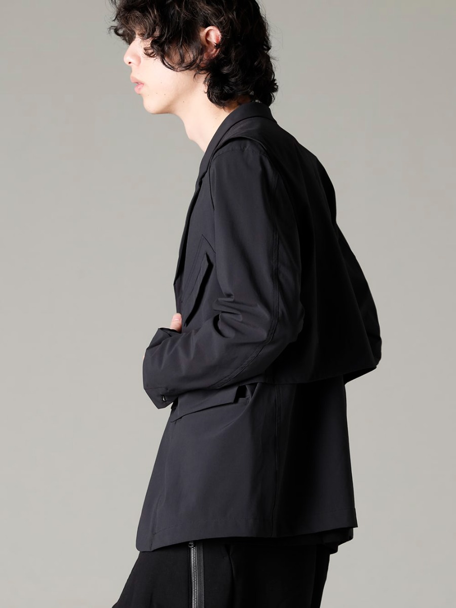 The Viridi-anne 23SS 軽い雰囲気で着用できる一着  -  VI-3561-06-Black Water-repellent stretch blazer Black VI-3613-01-Black Double layered T-shirt Black M7450 Chain Mini Two Tags  2-002
