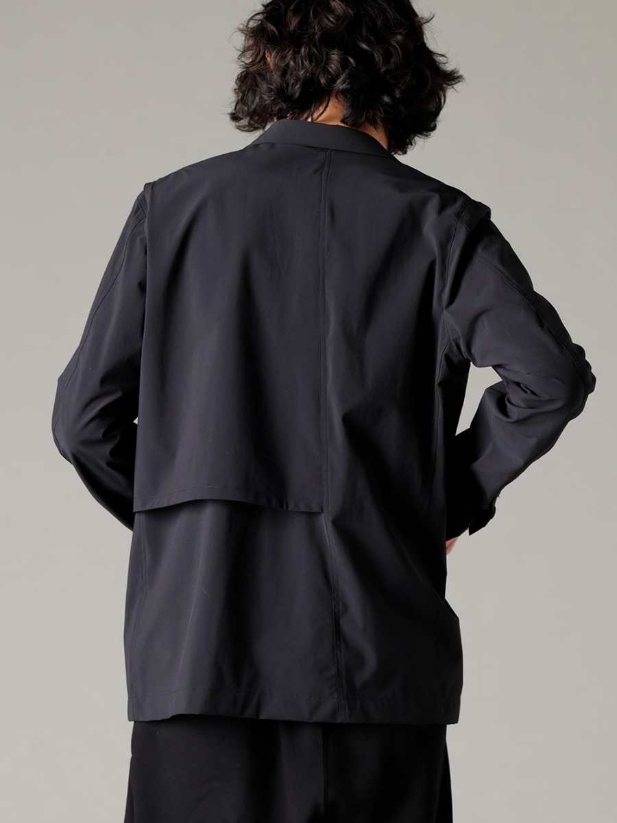 The Viridi-anne 23SS 軽い雰囲気で着用できる一着  -  VI-3561-06-Black Water-repellent stretch blazer Black VI-3613-01-Black Double layered T-shirt Black M7450 Chain Mini Two Tags  2-003