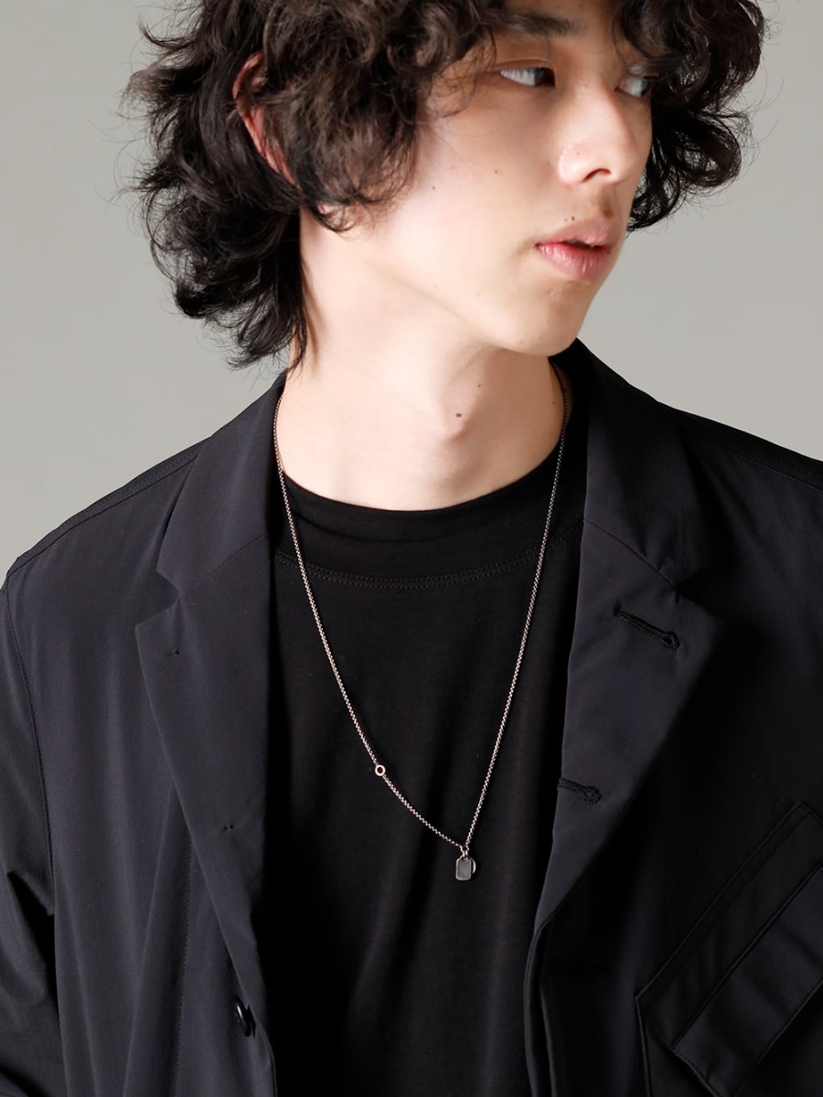 The Viridi-anne 23SS 軽い雰囲気で着用できる一着  -  VI-3561-06-Black Water-repellent stretch blazer Black VI-3613-01-Black Double layered T-shirt Black M7450 Chain Mini Two Tags  2-004