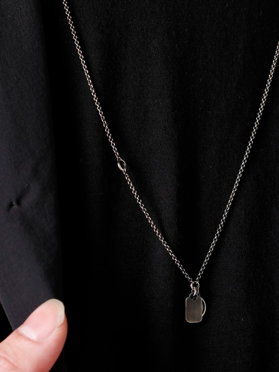 The Viridi-anne WERKSTATT:MÜNCHEN 23SS 軽い雰囲気で着用できる一着  -  VI-3561-06-Black Water-repellent stretch blazer Black VI-3613-01-Black Double layered T-shirt Black M7450 Chain Mini Two Tags M2211 Bracelet Crossed M2640-BA Bangle Hook Band M2399-ROPE BANGLE SIDE HOOK ROPE  2-005