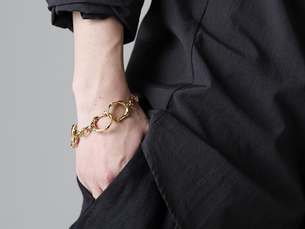 TAKAHIROMIYASHITATheSoloist 2023SS bone shaped carabiner bracelet. 2-007
