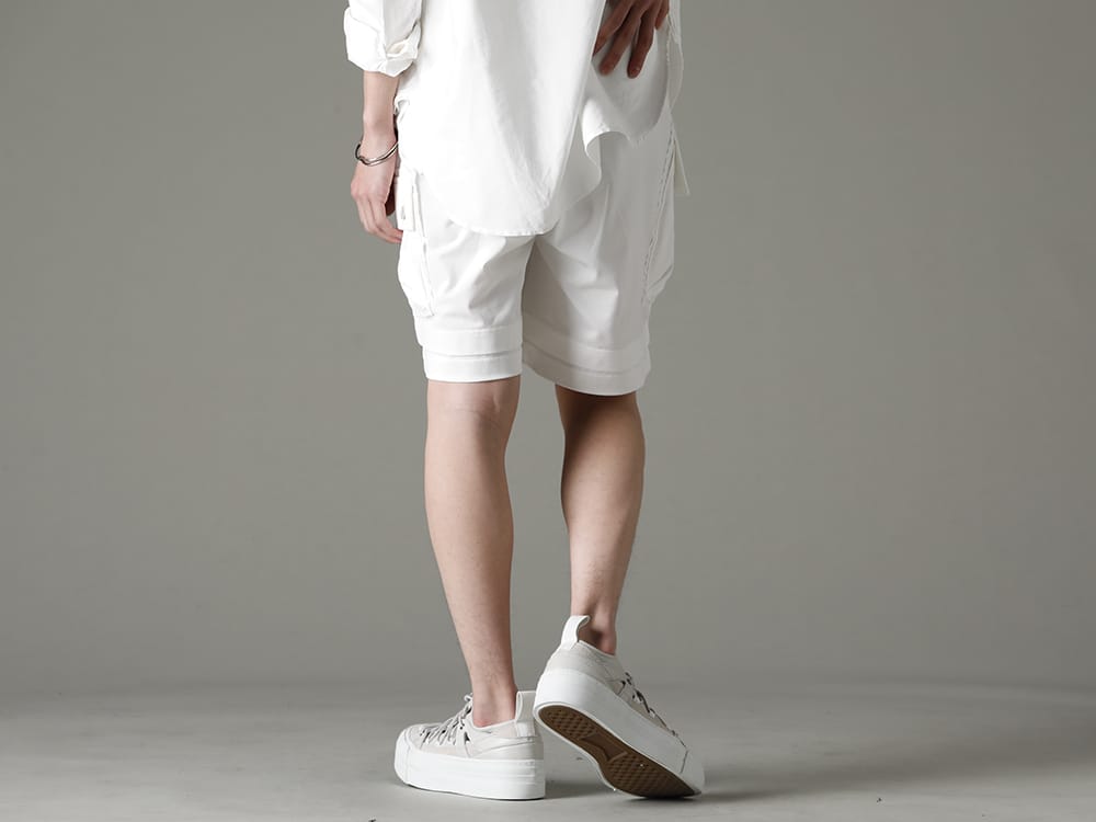 ザ ヴィリジアン  2023SS 軽やかで適度なラフ感の感じさせるショーツ - VI-3607-04-Off-White(ジャージー ショート パンツ オフホワイト) VI-3555-09-L.Gray(スニーカー L.グレー) - 3-003