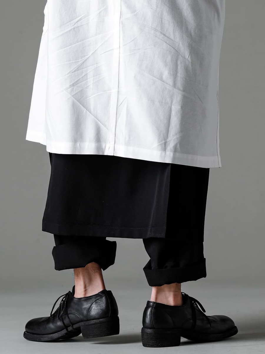 Yohji Yamamoto - Yohji Yamamoto 23SS (Spring-Summer) Skirt and pants combination for this season's layered look - HZ-P32-100-12 Tuck Flap Pants - HZ-S07-100-Pleated Benz Wrap Cloth - 792Z-Classic Derby Shoes Lace-up Double Sole - Horse Full Grain - 792Z 3-004