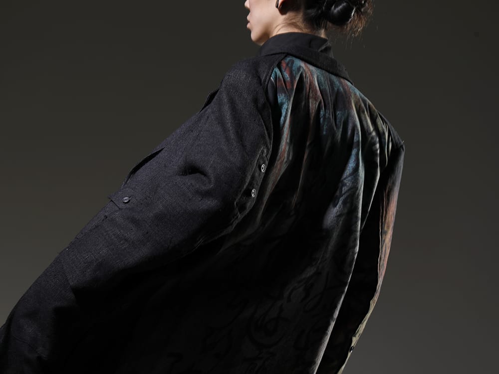 ヨウジヤマモト 2023SS - コレクションピースの今季らしいジャケット - HZ-J31-814(デニム プリント + 別布ジャケット) - 2-008