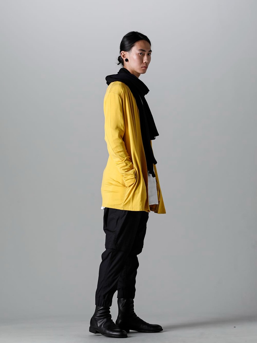 RIPVANWINKLE 2023SS スタイリング Even in spring styling, which tends to be monotonous, choose bright colors. - RW-502-Mustard - Solid Jersey Carde Mustard - RW-509-Black - Parachute Pants Black - 988X - Back Zip Mid Boots - Horse Full Grain Leather  - 988X 1-002