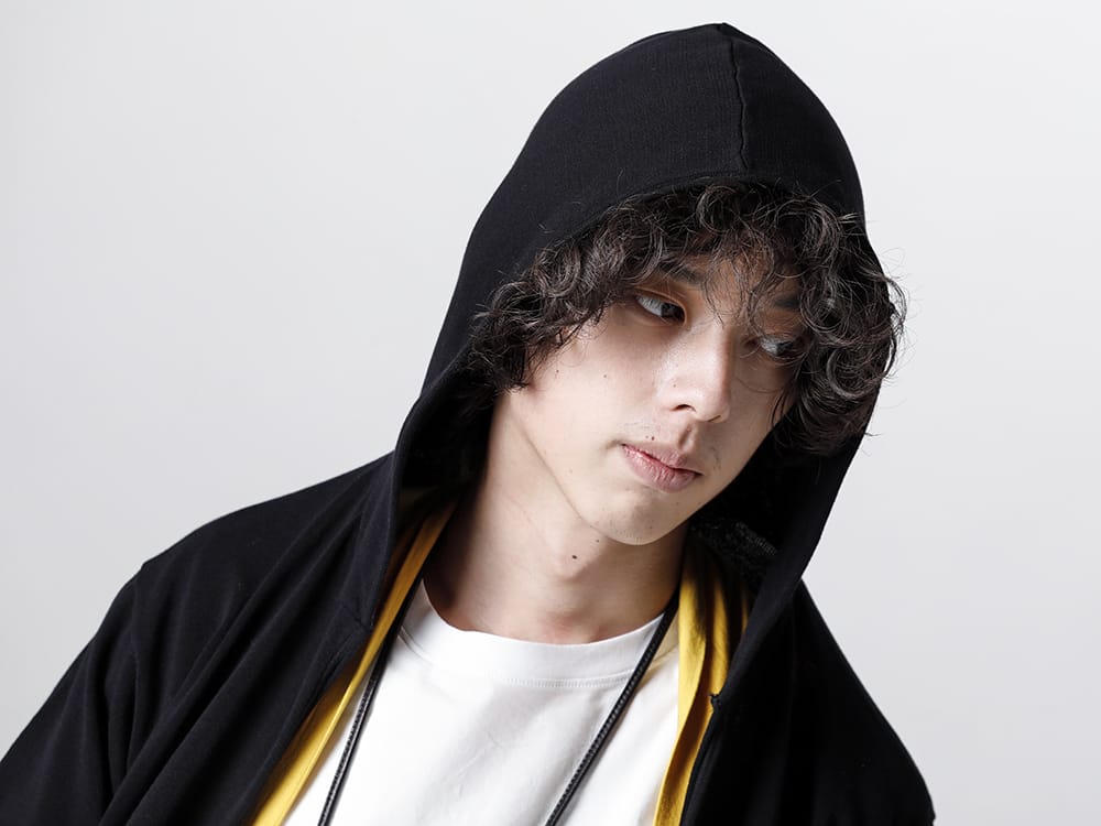 RIPVANWINKLE - リップヴァンウインクル 23SS ブラックとマスタードにホワイトカラーをミックスして清涼感をプラス  - RW-504-Knit Carde Hoodie - 183AWA06 S.Black-Leather wallet & card case 'empty-handed' S.Black 2-004