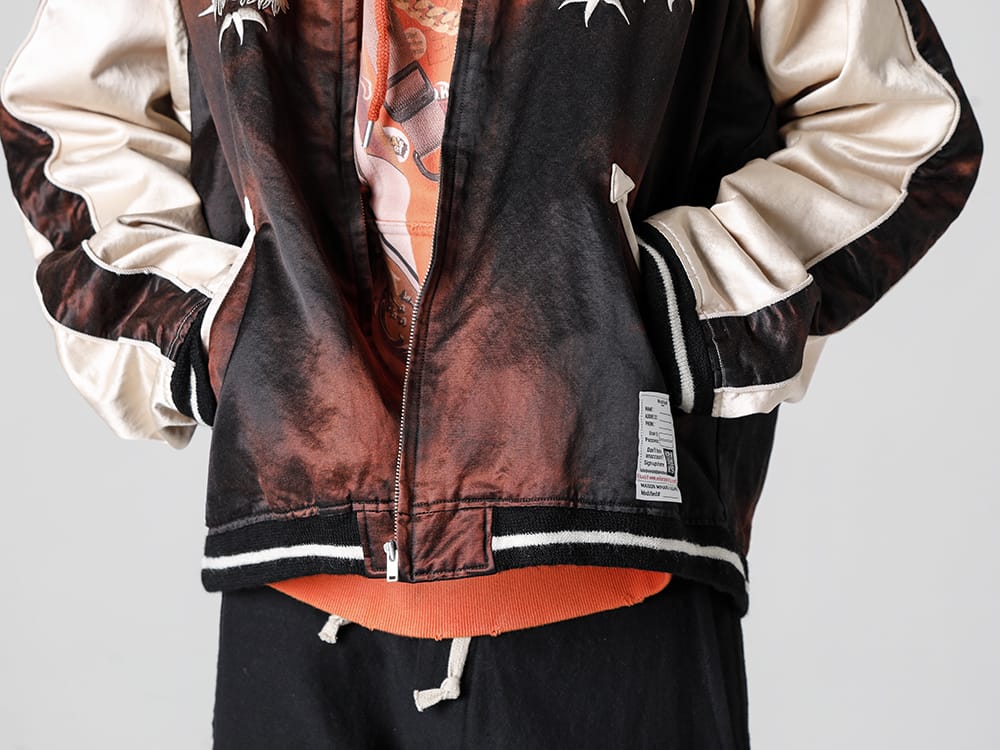 Maison MIHARAYASUHIRO - メゾン ミハラヤスヒロ 23SS ヴィンテージ加工が施されたMaison MIHARAYASUHIROのスカジャン。  - J10BL051-Classic Faded SUKA JAN Black - A10HD621-Trompe l'oeil printed hoodie Orange 2-003