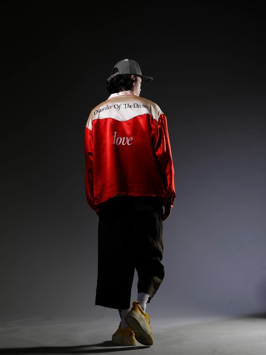 セントマイケル / フェノメノン / ニュークリア / ザ ヴィリディアン / ボリス ビジャン サベリ 2023SS - 複数のカラーを組み込んだカジュアルスタイル - SM-S23-0000-070(ウエスタン シャツジャケット) ILLCS22A-028-white(SOMETHING LIKE A PHENOMENON 銀座 Tシャツ ホワイト) NV_002-Vintage-Green(NVロゴ フロント アーミーコットンキャップ ヴィンテージグリーン) VI-3569-04-Dark-olive(フラグメント クロップド トラウザー ダーク オリーブ) SM-S23-0000-100(EYE ソックス ホワイト)  BAMBA2.1-PERFORATED-LEATHER-WHITE-SOLE(バンバ2.1 パーフォレイティド レザー / ホワイトソール) - 1-006