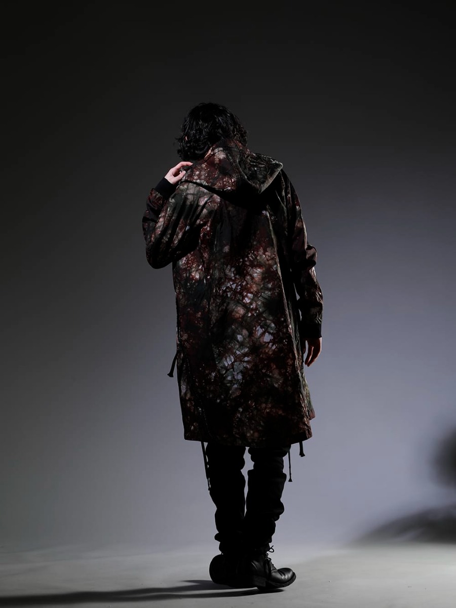 D.HYGEN / Julius  2023SS - A Basket-Dyeing coat with a deep look - ST106-0123S-Moss-Black(Uneven Dyed Nylon Oxford Coat Moss Black) ST102-0523S-Stream Sand(Mura-Dyed Cotton Lawn Tailored Shirt-Jacket Stream Sand) 817CUM8-raw(Cotton High Twist Rib Tank top Raw) ST107-0123S-Black(Hyper Stretch Cotton Denim Overlock Twist Curve Slim Trousers Black) ST109-0222S-Black(Horse Leathe Derbyy Shoes Black) - 1-003