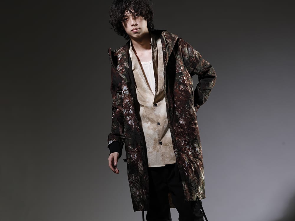 D.HYGEN / Julius 2023SS Select a Basket-Dyeing shirt as an inner layer to express a unique view of the world. - ST106-0123S-Moss-Black(Uneven Dyed Nylon Oxford Coat Moss Black) ST102-0523S-Stream Sand(Mura-Dyed Cotton Lawn Tailored Shirt-Jacket Stream Sand) 817CUM8-raw(Cotton High Twist Rib Tank top Raw) - 2-001