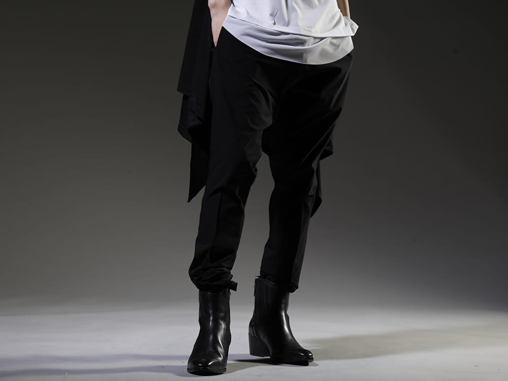 ザ ワンネス / ガラアーベント 2023SS サスティナブル素材を使用したTHE ONENESSのパンツ。 - OB-OHP07-901(リサイクルPE ダーツ サルエルパンツ) 87900912-Classic(GLENSON KIP BOOTS) - 3-001