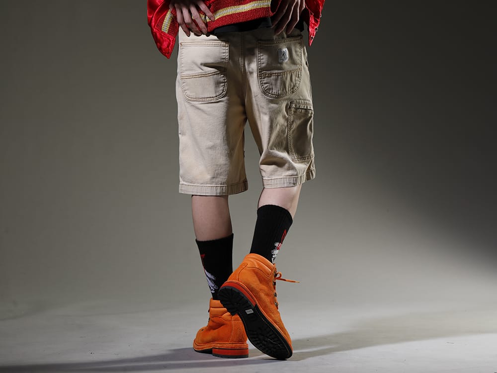 セントマイケル / イノセンス ニューヨーク / グイディ 2023SS 古着をリメイクし現代にフィットしたショーツの組み合わせ。 - innocence-ny-2nd-1-6(リワークド ショーツ) SM-S23-0000-101(EYE ソックス ブラック) 19-Orange(ハイキング ブーツ ラバーソール ホースリバースレザー オレンジ) - 3-003