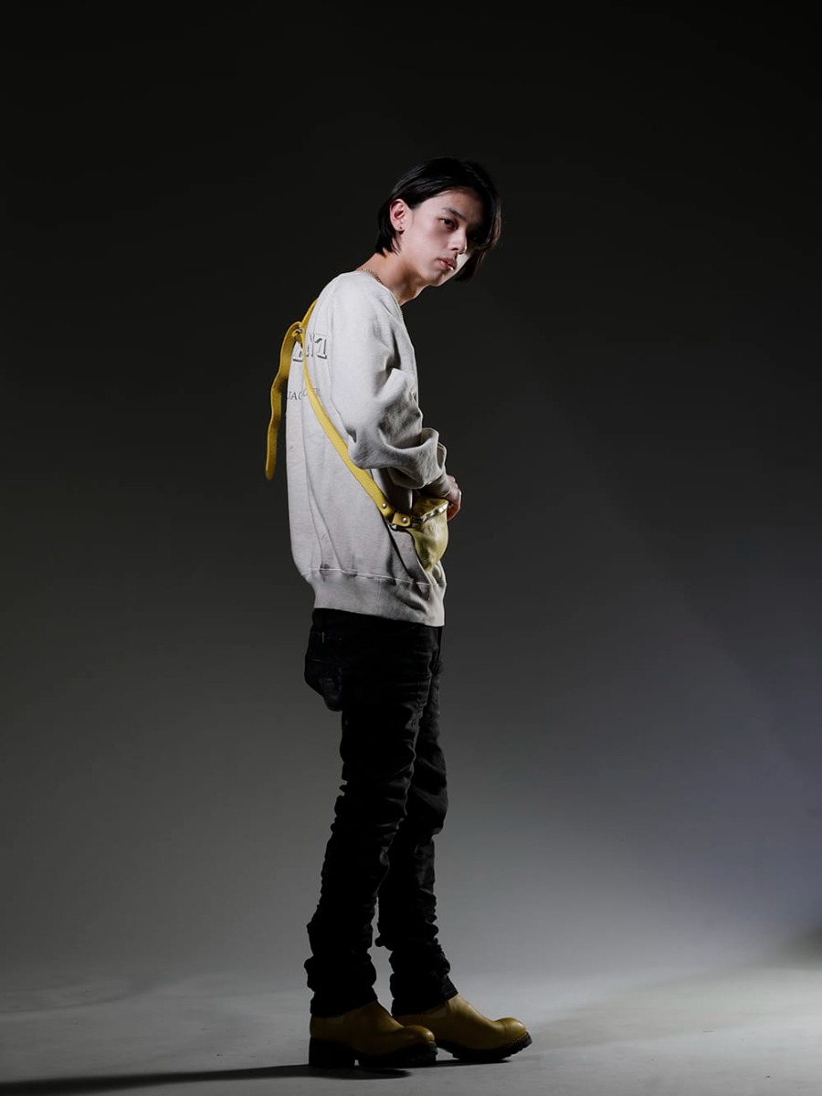 SAINT MICHAEL / BORIS BIDJAN SABERI / GUIDI / TAKAHIROMIYASHITATheSoloist. 2023SS - Yellow color inserted into monotone style - SM-S23-0000-042(Rose Sweat shirt) BV06-CO84T(Small Crossy Body bag Soft Horse Full Grain Leather CO84T) sa.0038SS23-Gold(sa.ball chain necklace. -S- regular Gold) sa.0037SS23-Gold(bone shaped carabiner bracelet.-L- Gold) sa.0036SS23-Gold(bone shaped carabiner bracelet.-S- Gold) P13-TF-F1603K-BLACK-DENIM(P13. TF F1603K BLACK DENIM) PL06V-CO81T(Side Goa Ankle Boots Vibram Sole-Horse Full Grain Leather-CO81T) - 1-003