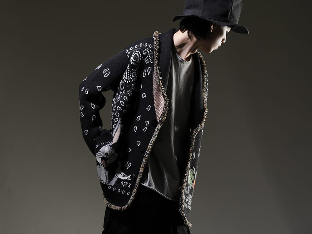 アラヌイ / 69 by アイザックセラム / ヌード:マサヒコマルヤマ 2023SS ブランドならではの最高級生地で作り上げたカーディガン - LMHS23-047(ルーニー・テューンズ × アラヌイ バッグス・バニー バンダナカーディガン) INTERSECTION-LT-Cold-Dye-Alu(インターセクション LT コールドダイ アル ジャージー) NU-1675-Black(オーバーサイズ ハット ブラック) - 2-002