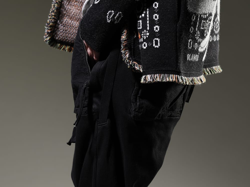 ボリス ビジャン サベリ 2023SS ブラックカラーですっきりとしたシルエットにまとめた下半身 - 124-P18.1(P18.1 F0409C) - 3-005