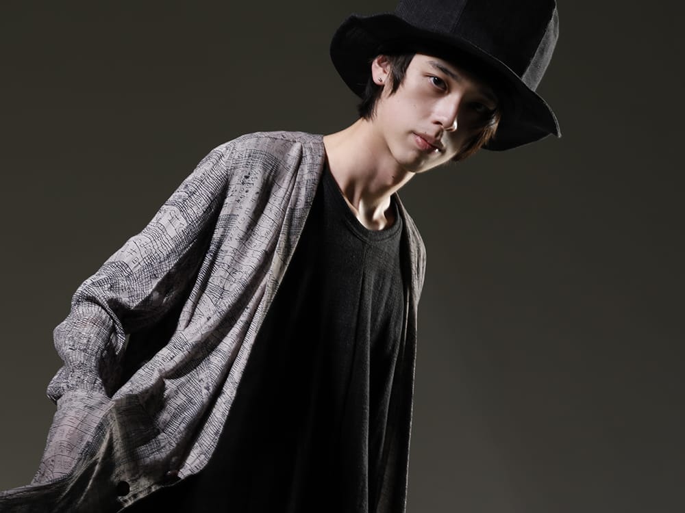 nude:masahiko maruyama 2023SS The DISTORTION3 line is released every spring and summer by nude:masahiko maruyama. - DS-224(Japanese Map Inkjet Print Long Shirt Coat) NU-1687(Oversized Short Sleeve T-Shirt) NU-1675-Black(Ovesized Hat Black) - 2-004