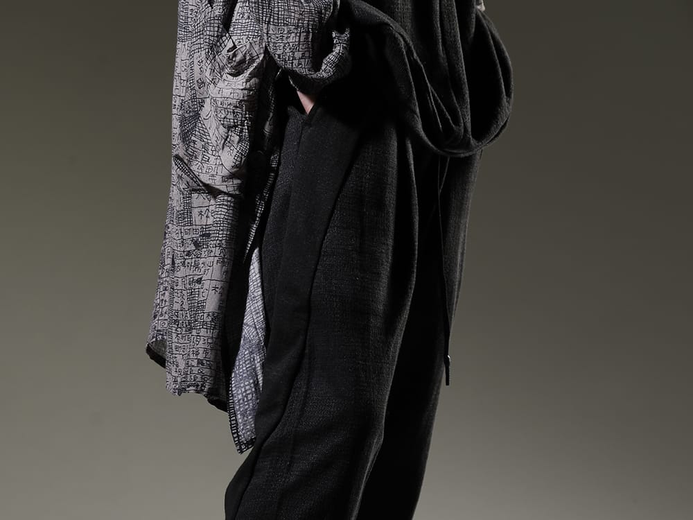 nude:masahiko maruyama / Guidi 2023SS The drop-crotch pants are developed in the standard silhouette of nude:masahiko maruyama. - NU-1689(Drop Crotch Tuck Pants) - 3-004