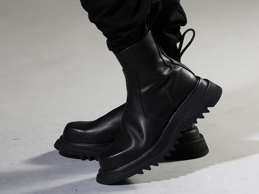 ユリウス 2023SS 見出し3 - 807FWM2(カウスキン サイドジップブーツ) - 3-006