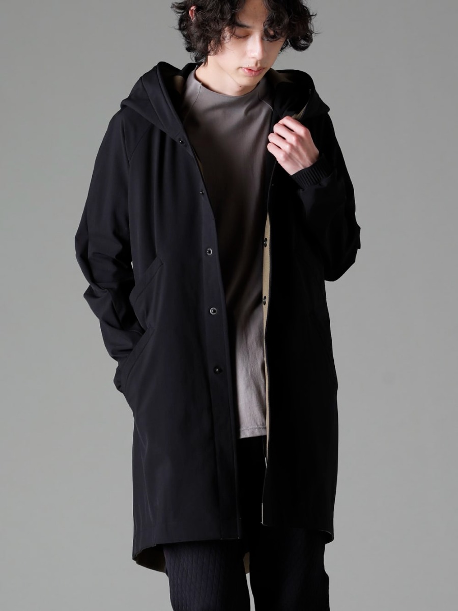 DEVOA(デヴォア) 23SS(春夏) 春の気候に適した機能を有しながら適度なアウターらしさを併せ持った一着  - JKI-SDMC M-64 フィールド ジャケット シェラー - ダイナミック CSC-DSH3-Stone-Gray セミハイネックロングスリーブ スビンコットンジャージー ストーングレー 2-001