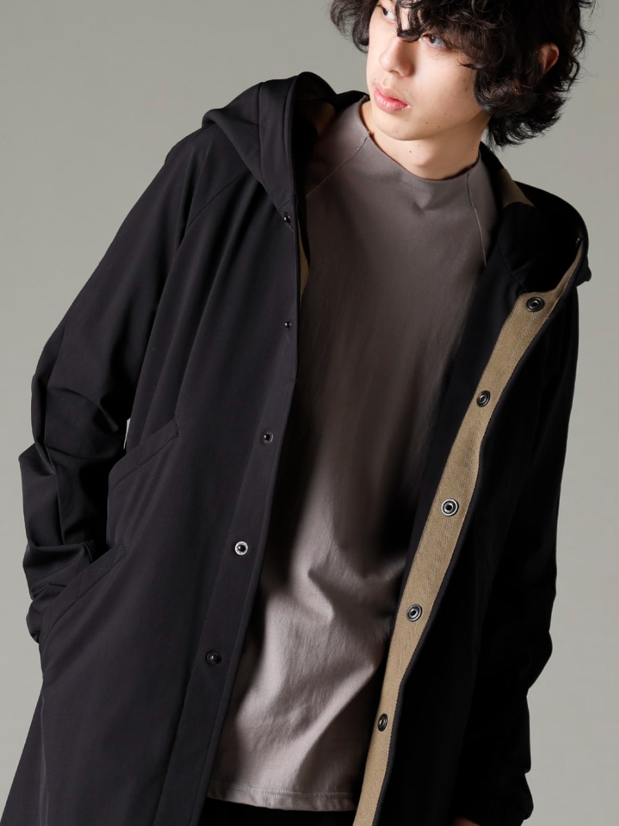 DEVOA(デヴォア) 23SS(春夏) 春の気候に適した機能を有しながら適度なアウターらしさを併せ持った一着  - JKI-SDMC M-64 フィールド ジャケット シェラー - ダイナミック CSC-DSH3-Stone-Gray セミハイネックロングスリーブ スビンコットンジャージー ストーングレー 2-004