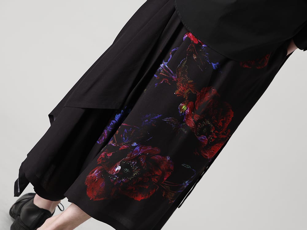 グラウンドワイ 2023SS - Ground Y(グラウンドワイ) 2023SSコレクション デリバリー第二弾が到着！只今より店頭・通販共に販売開始！ - GA-B25-001-Black(100/2 コットンブロード ナポレオンシャツ Black) GA-B25-001-White(100/2 コットンブロード ナポレオンシャツ ホワイト) GI-T10-040(左肩開き バルーンTシャツ) GI-P01-213(プレスフラワー レーヨン フロントフレアパンツ) - 1-001