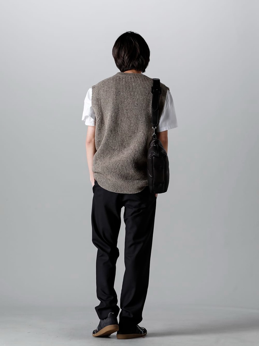 Maison Margiela - メゾン マルジェラ 23SS スタイリング 見出し1 - S50FB0097-Gilet - S50KA0530-Drawstring Pants - SB1WG0028-Glam Slam Classic Small 1-003