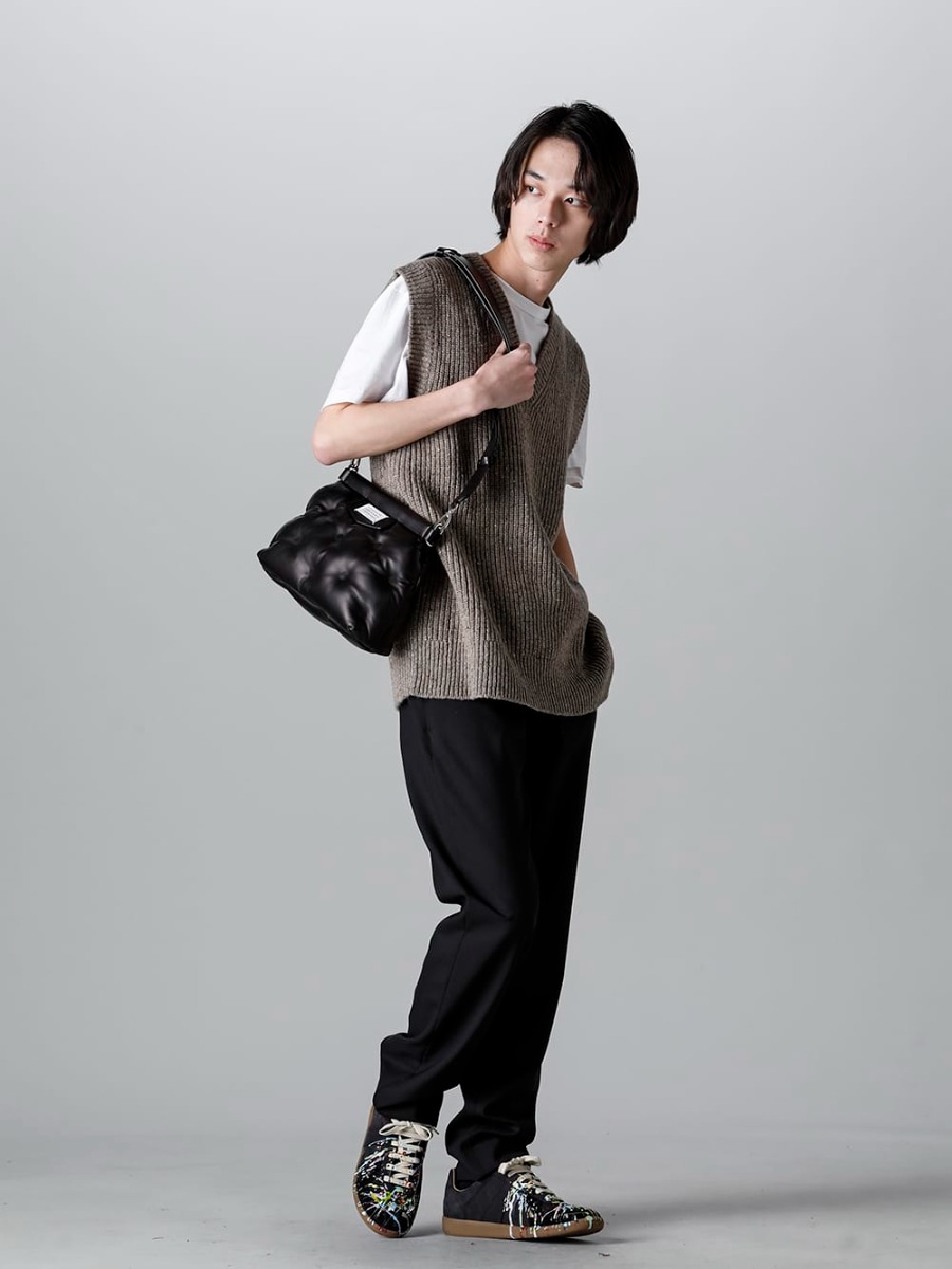 Maison Margiela - メゾン マルジェラ 23SS 見出し4 - S50FB0097-Gilet - S30GC0701-Reversed Logo T-Shirt White / Black Embroidery - S57WS0240-Replica Painter Black  4-001