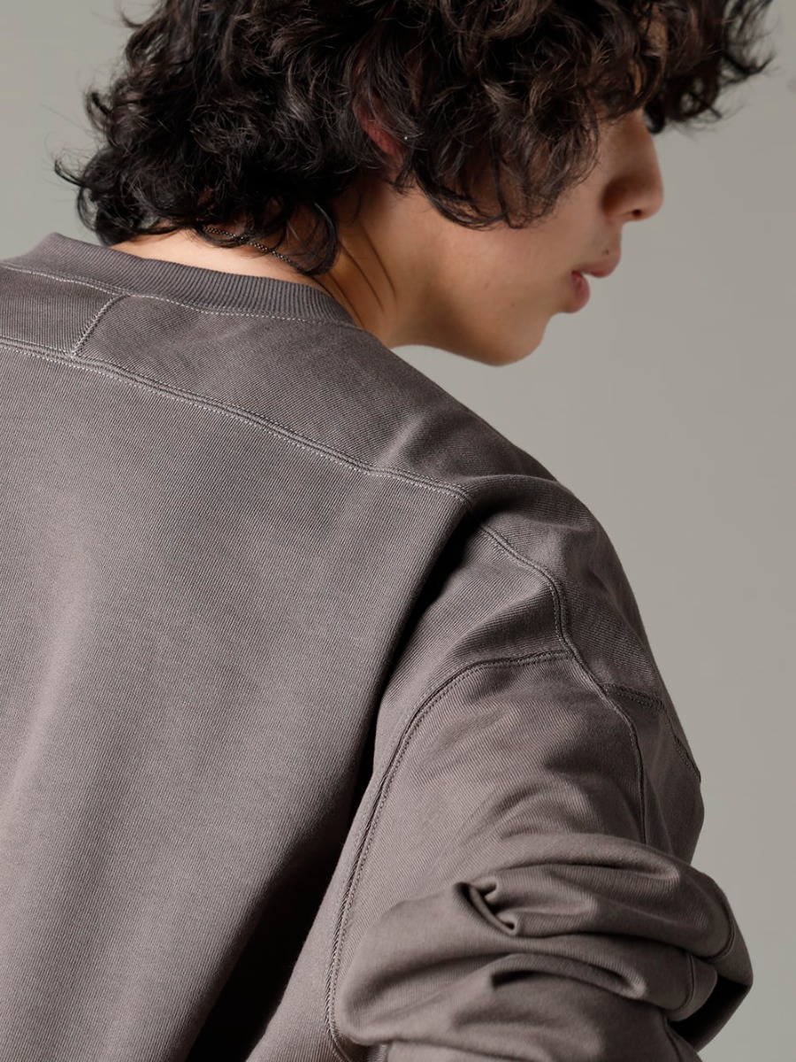 The Viridi-anne(ザ ヴィリジアン) 23SS(春夏) 小技を効かせて変化をつけたデザイン  - VI-3590-01-Dark-Gray スウェットシャツ ダークグレー  2-003