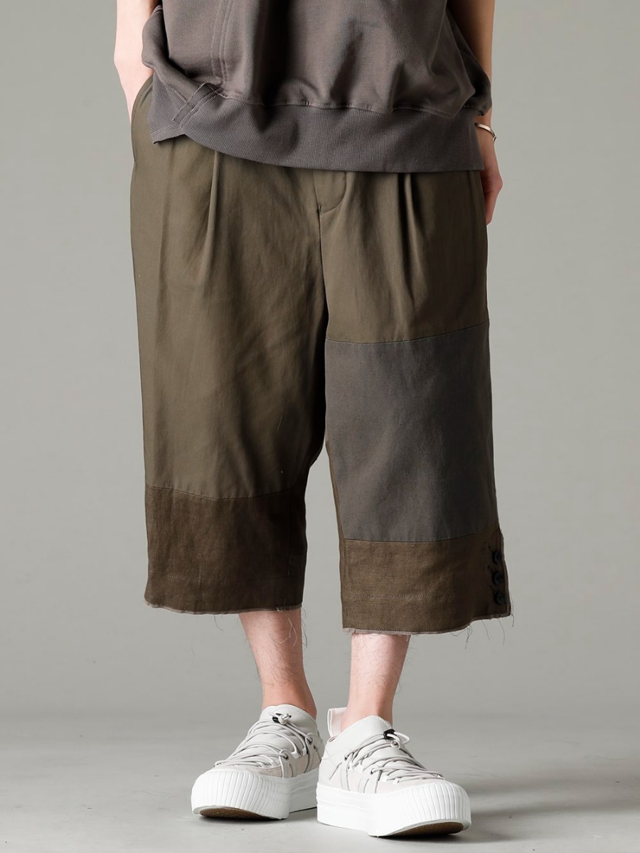 The Viridi-anne(ザ ヴィリジアン) 23SS(春夏) 渋みのある色合いや切りっぱなしの粗野な雰囲気も - VI-3569-04-Dark-olive フラグメント クロップド トラウザー ダーク オリーブ VI-3555-09-L.Gray スニーカー L.グレー 3-001