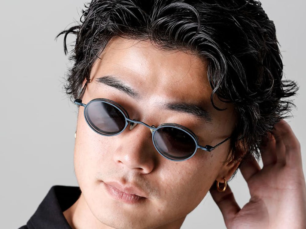 RIGARDS 23 Spring Summer Collection 画像の詳細(スタイリング全体の詳細) Vintage Grayとは相反し、緑青が有機的な表情とを覗かせる