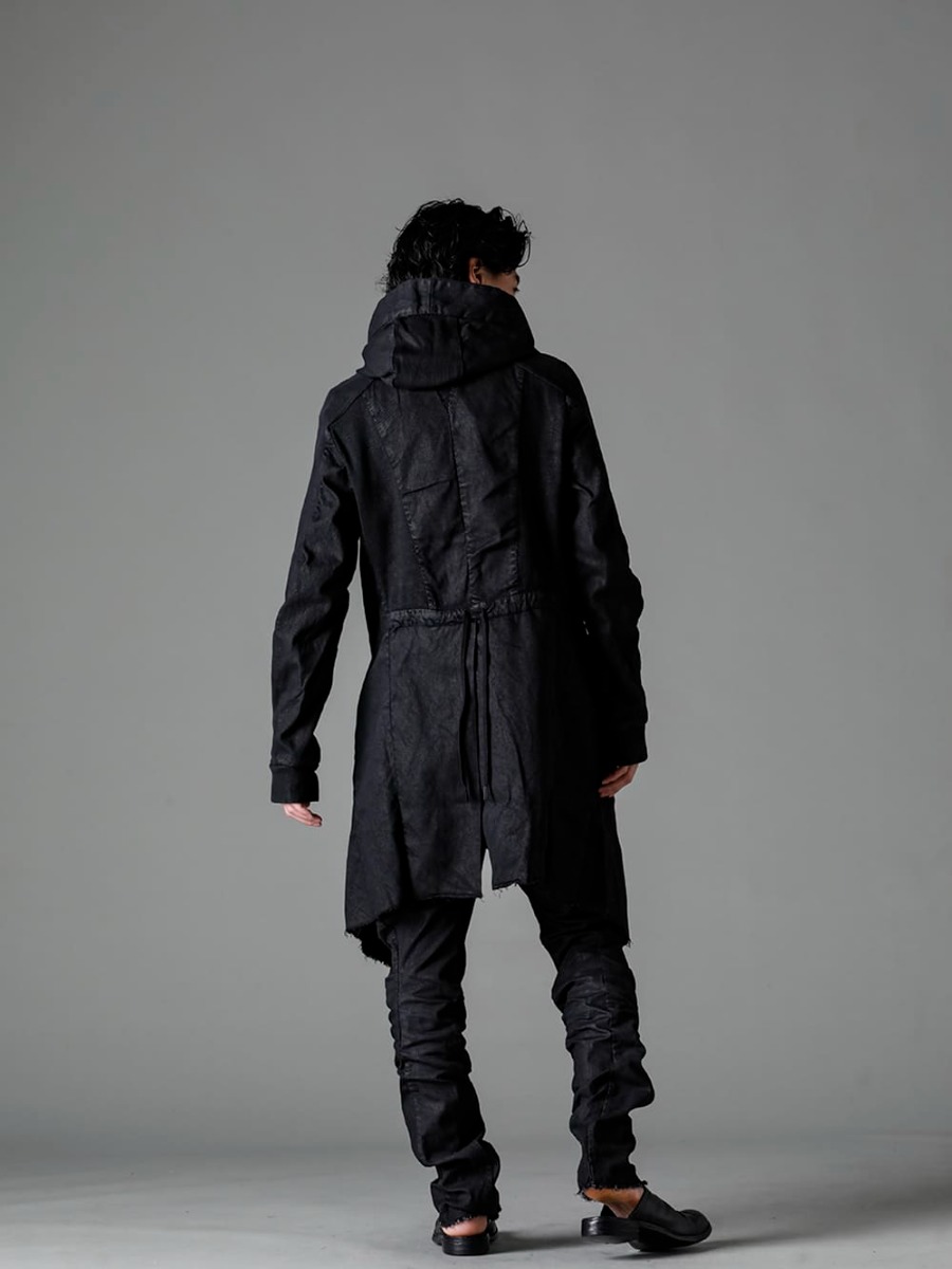 masnada(マスナダ) 23SS(春夏)  M3020 リブインサートパーカー M3056 ウェッジブラックシャツ M3011 カーブスリム6ポケットジーンズ M30S01 サボ 1-002