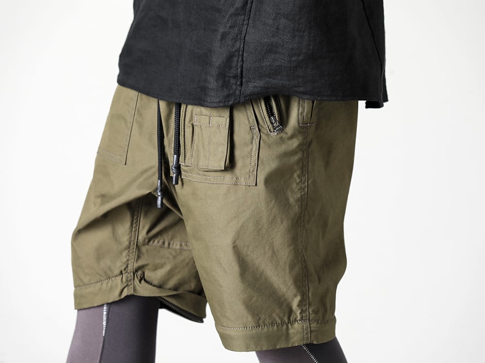 RIPVANWINKLE 2023SS This season's parachute pants come in two different shapes  - RW-509-Khaki - Parachute Pants Khaki - RW-518-M.Gray × G.Gray - Bi-Color Leggins M.Gray × G.Gray - SCV879C001 - Fair Wind light 3-003